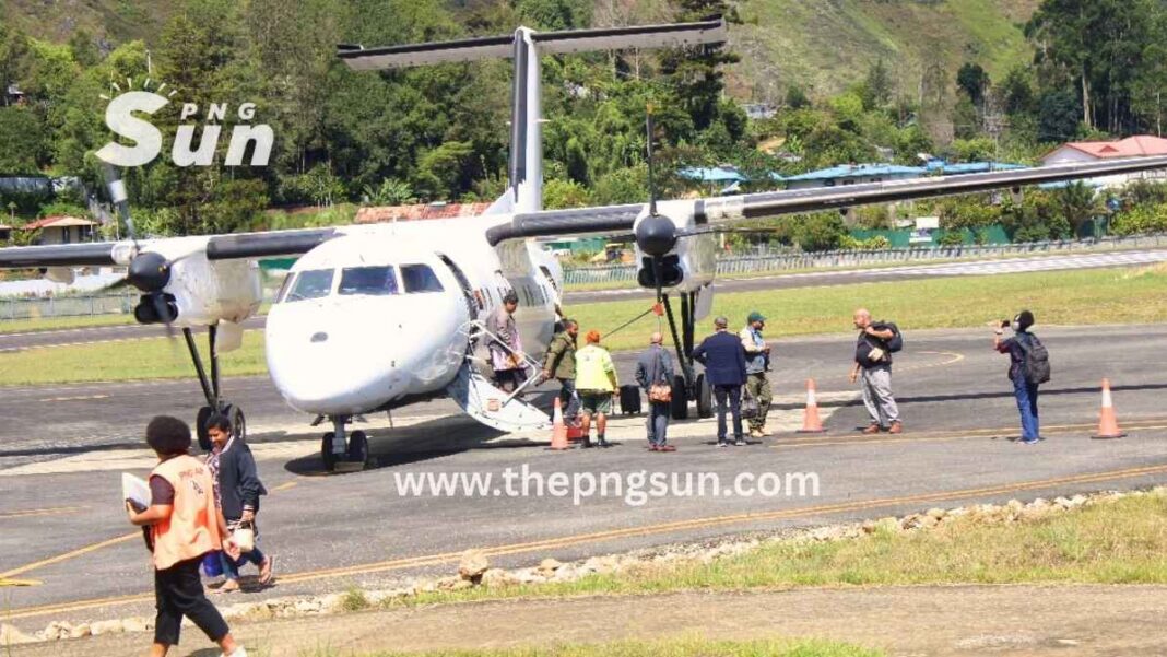 PNG Air land in Mendi Airport
